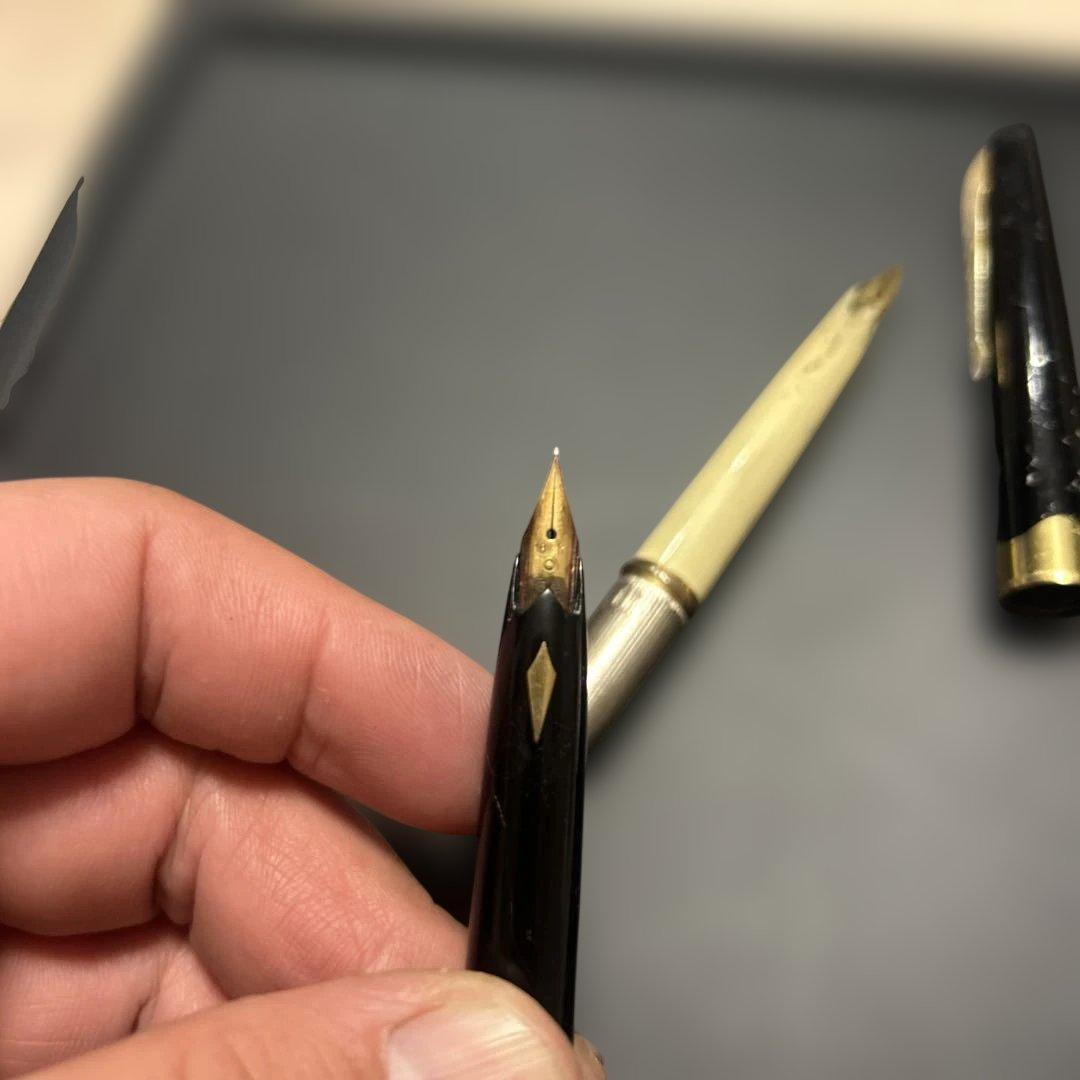 万年筆 金製ペン先23K、18K２本セット‼️