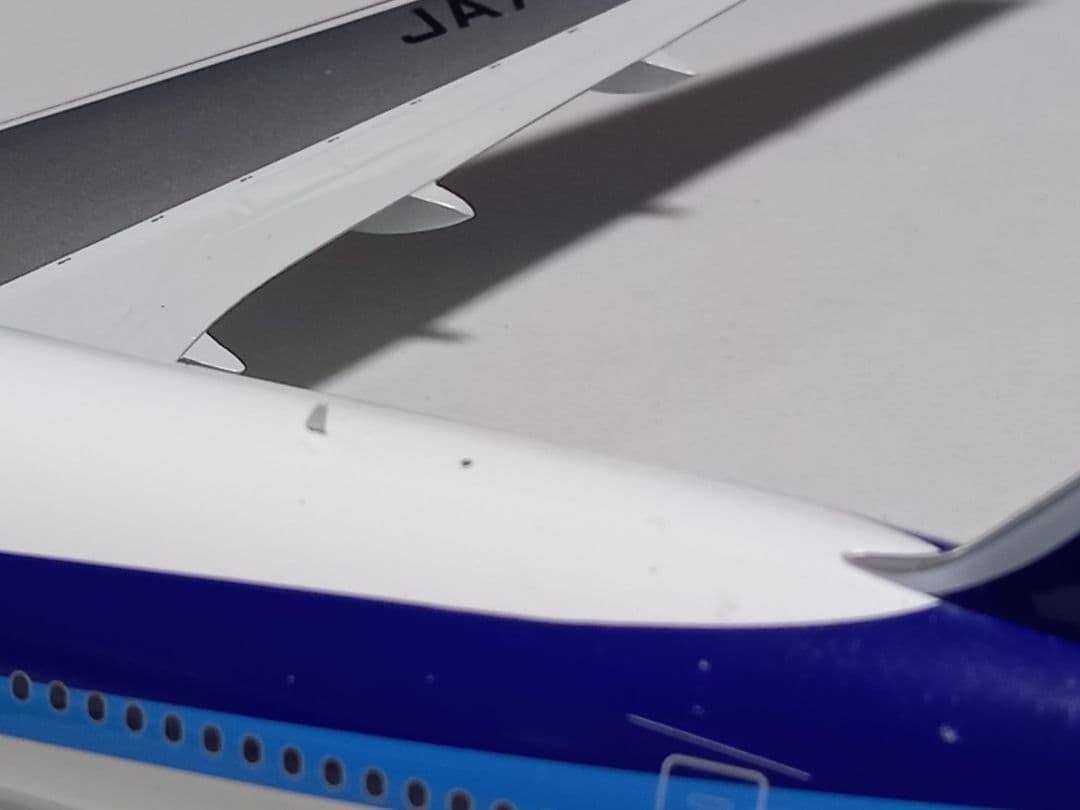 難あり　FOX 1/200 ANABoeing777-200 JA744A