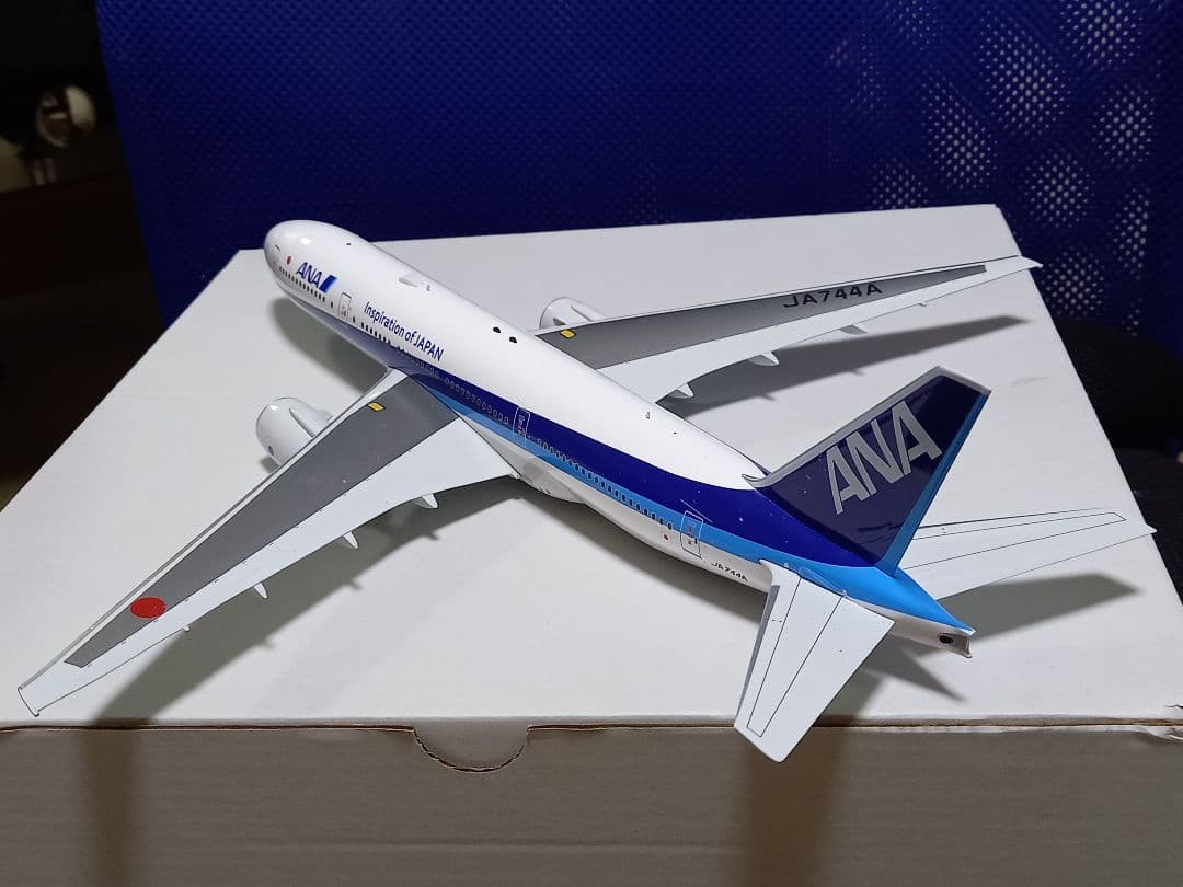 難あり　FOX 1/200 ANABoeing777-200 JA744A