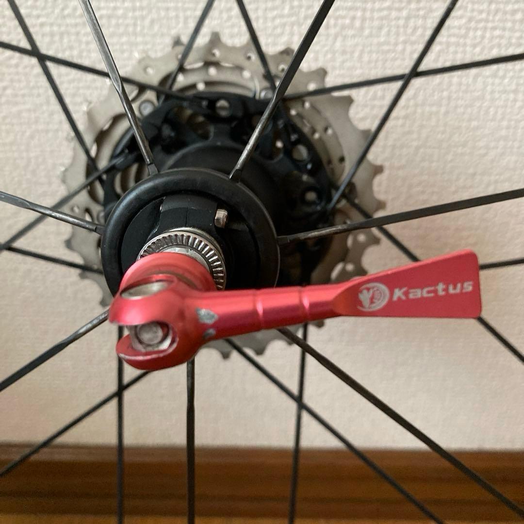 カンパニョーロZONDA シマノアルテグラスプロケット付