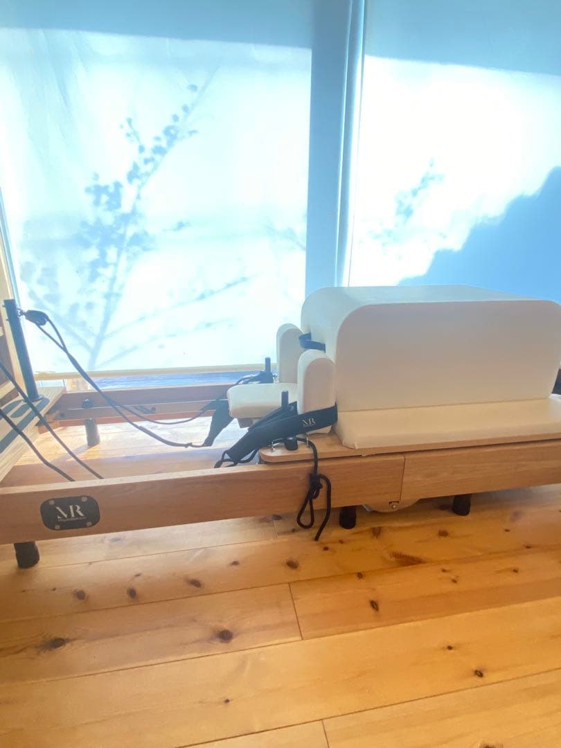 【美品】MIYABI 折りたたみ式 ピラティス リフォーマー　アイボリー