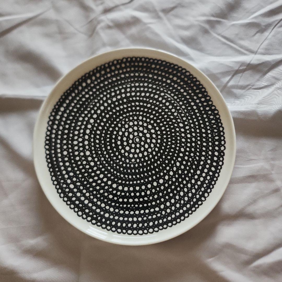 marimekko 黒と白の円形模様皿3枚セット