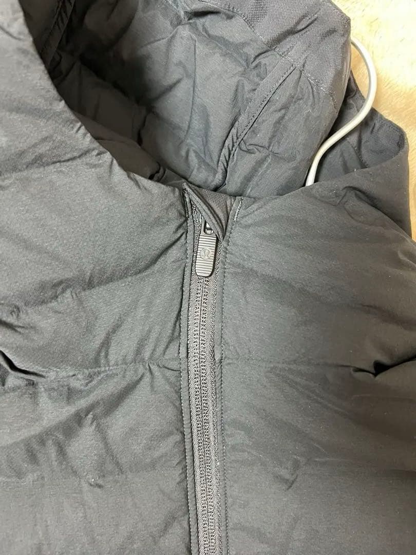 LuLuemon Down and Around ベスト ブラック サイズ8