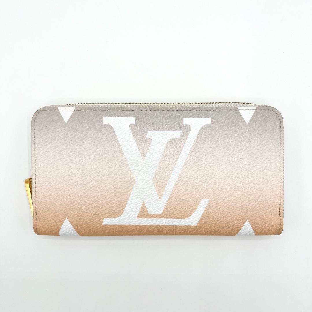 ルイヴィトン ジャイアント ジッピーウォレット ラウンド長財布 M80359