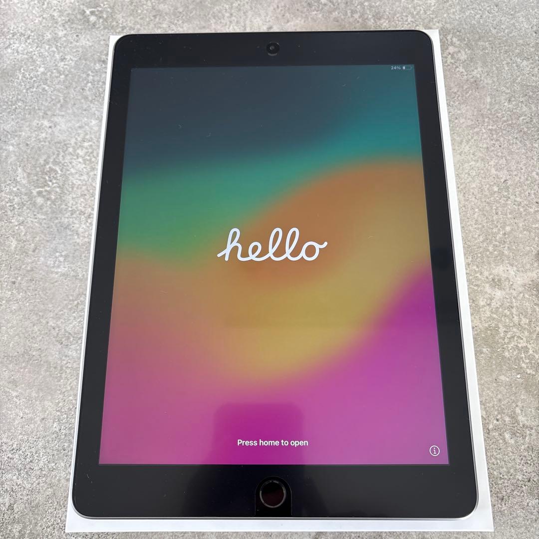 iPad 第6世代　128GB