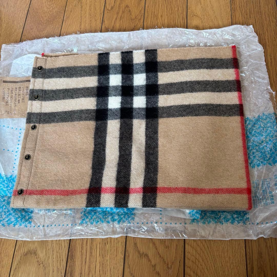 Burberry スヌードマフラー