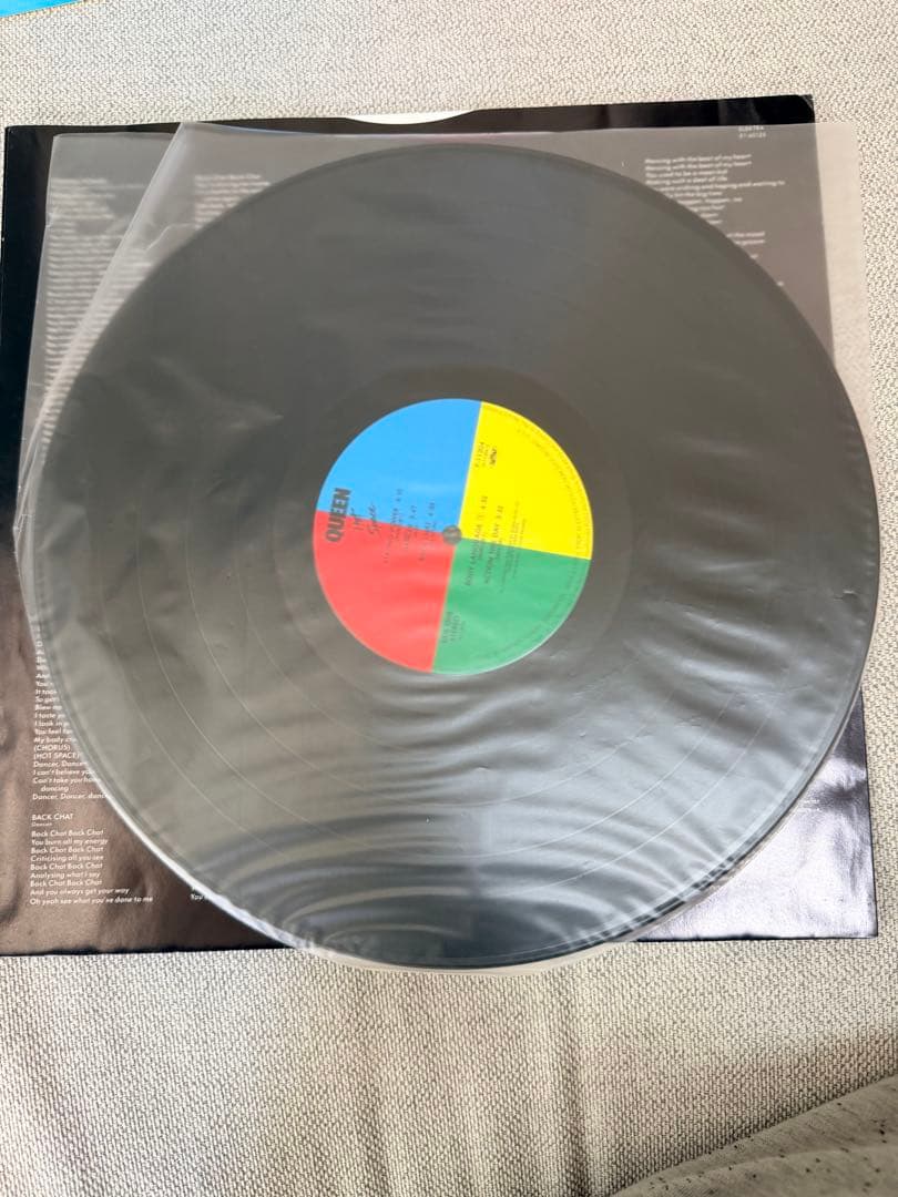 Queen 「Hot Space 」サイン入りLPレコード