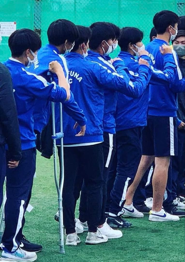 選手権開幕特価‼️市立船橋高校サッカー部ウィンドブレーカー・ハーフパンツXL支給品