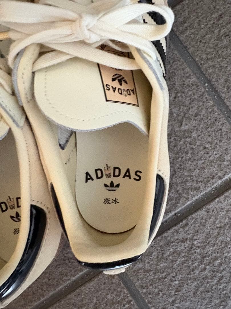 【台湾限定】　adidas サンバ　SAMBA