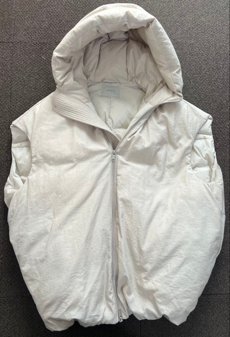 argue FOODIE OVER DOWN VEST フーディセット