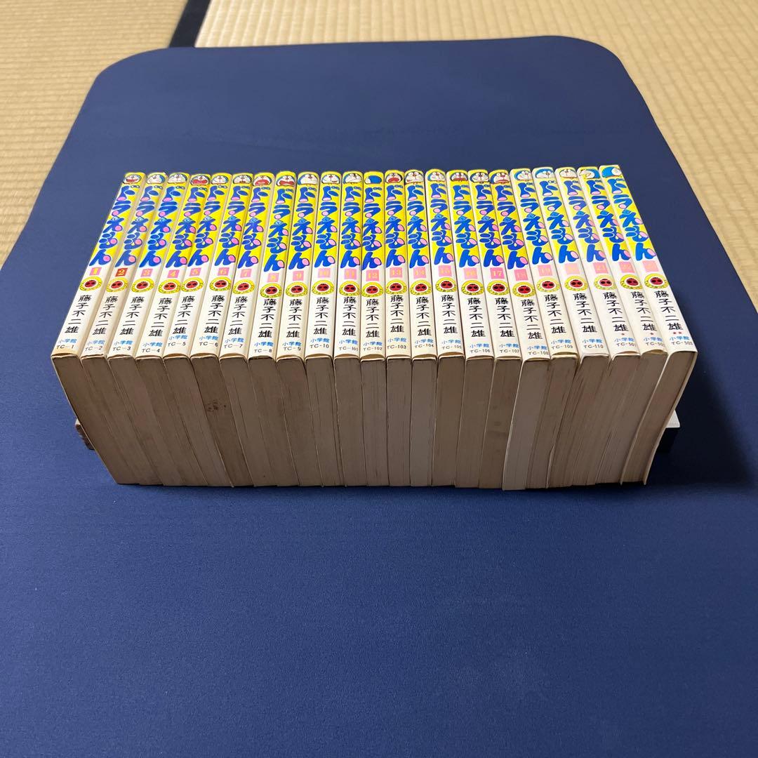 ドラえもん　漫画　藤子不二雄　1巻〜23巻　初版5冊19巻〜23巻