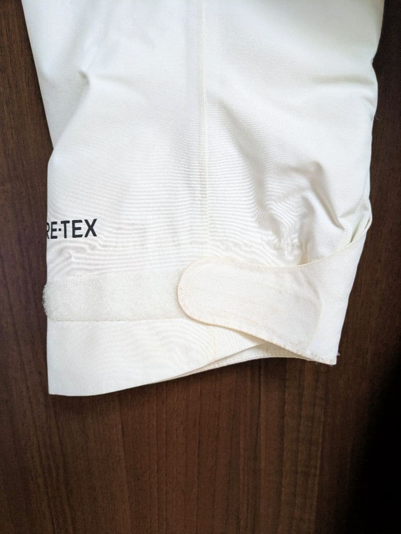 ウィメンズ BurtonピローラインGORE-TEX 2L　23-24　Lサイズ