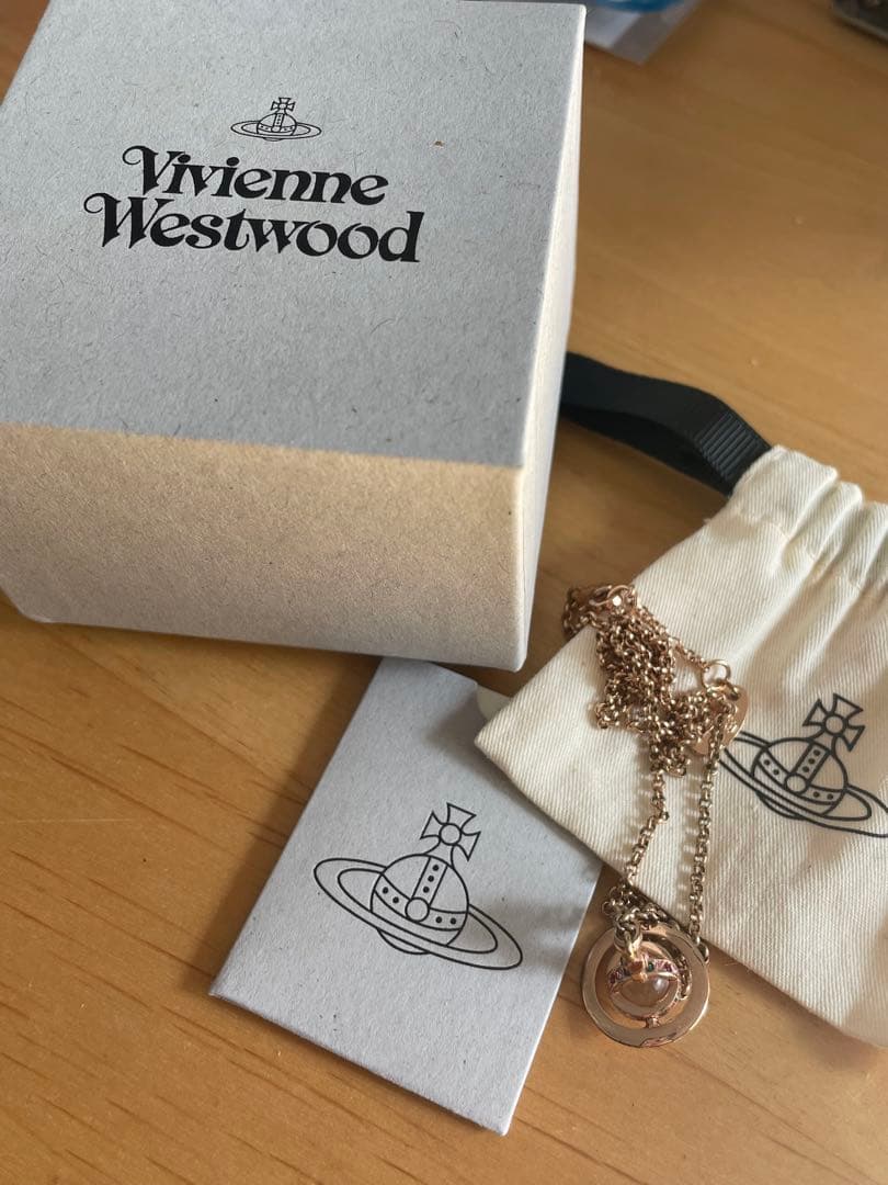 Vivienne Westwood プチオーブネックレス