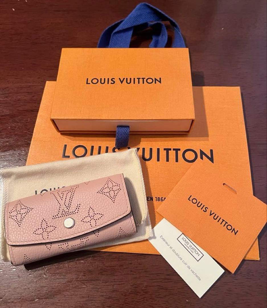 【新品未使用】ルイヴィトン　マヒナ　ミュルティクレ4 ヴィトン　純正　キーケース