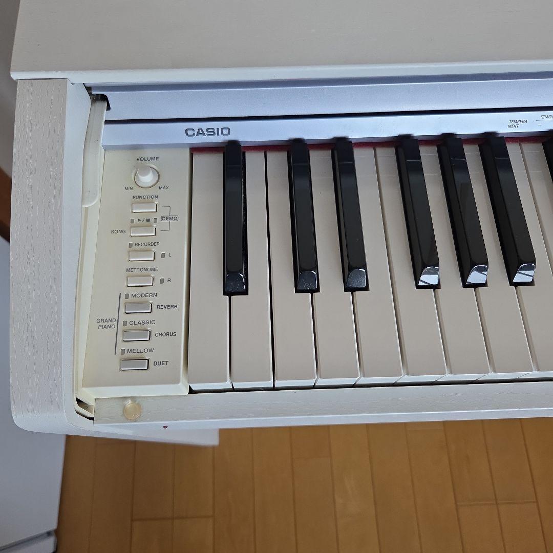 ホワイト電子ピアノ 88鍵 3ペダル付き