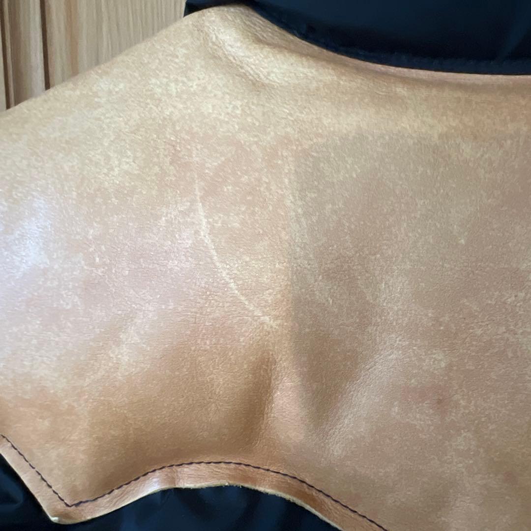 BEAMS ＆ロッキーマウンテンフェザーベッド ダウンベスト