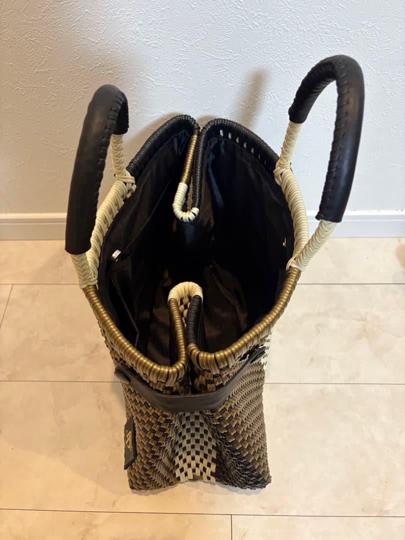 【LadyPaola】 カナスタ・メディアーナ メルカドバック