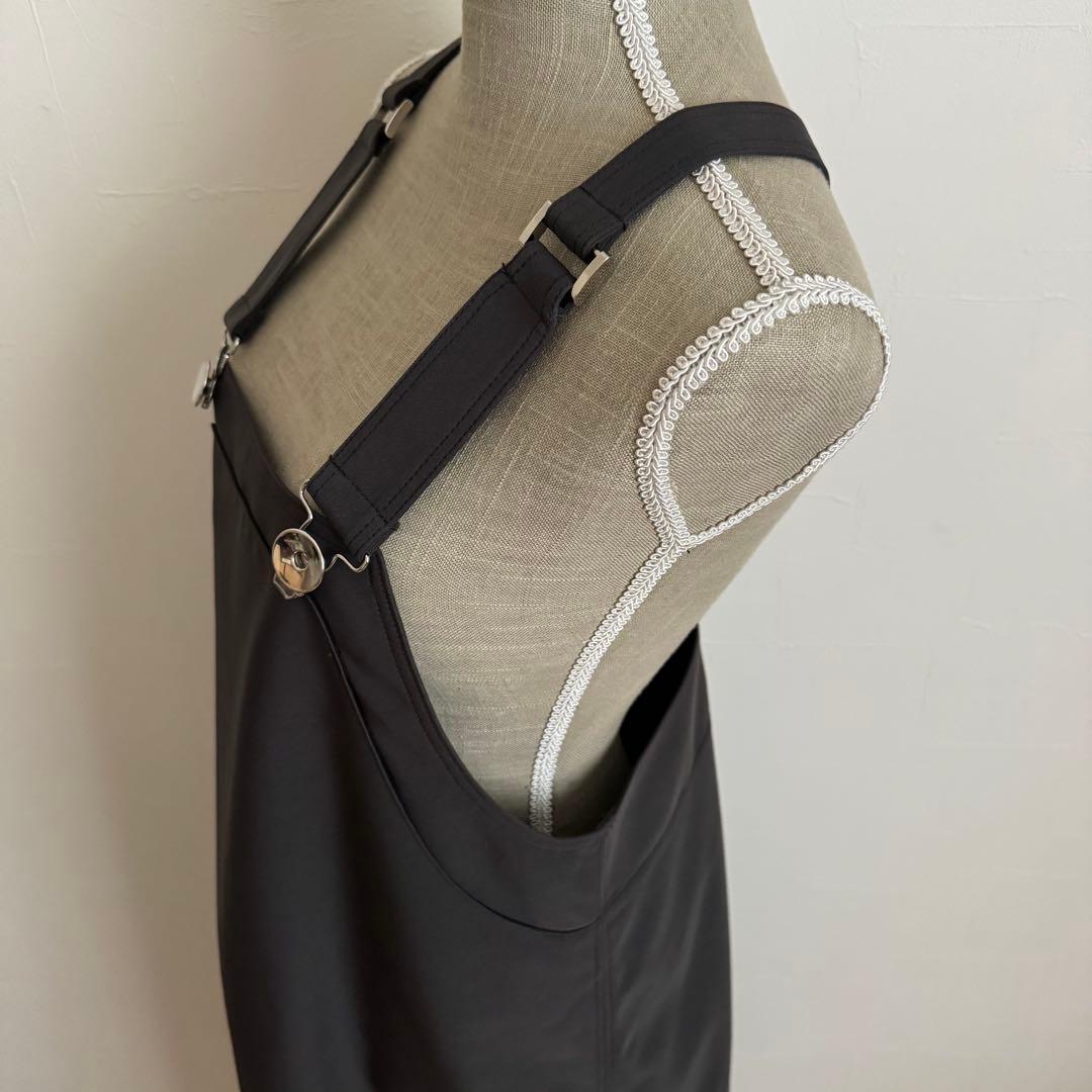 THE RERACS ユナイテッドアローズ別注　エプロンワンピース　ダークグレー