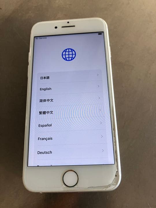 iPhone7 本体　シルバー　32G simロック解除済み