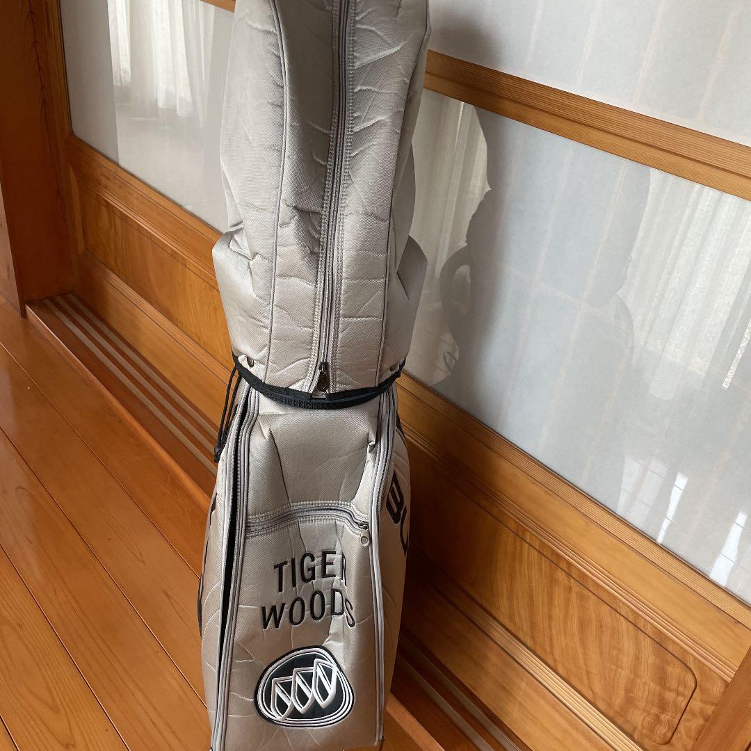 タイガーウッズ　キャディバック