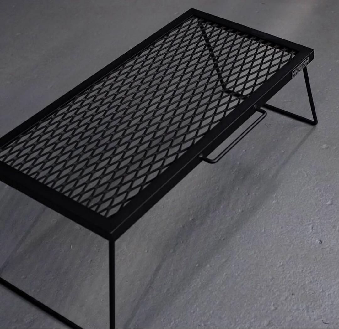 アイアンテーブル　デバイスワークス × サンゾー工務店　DEVISEWORKS