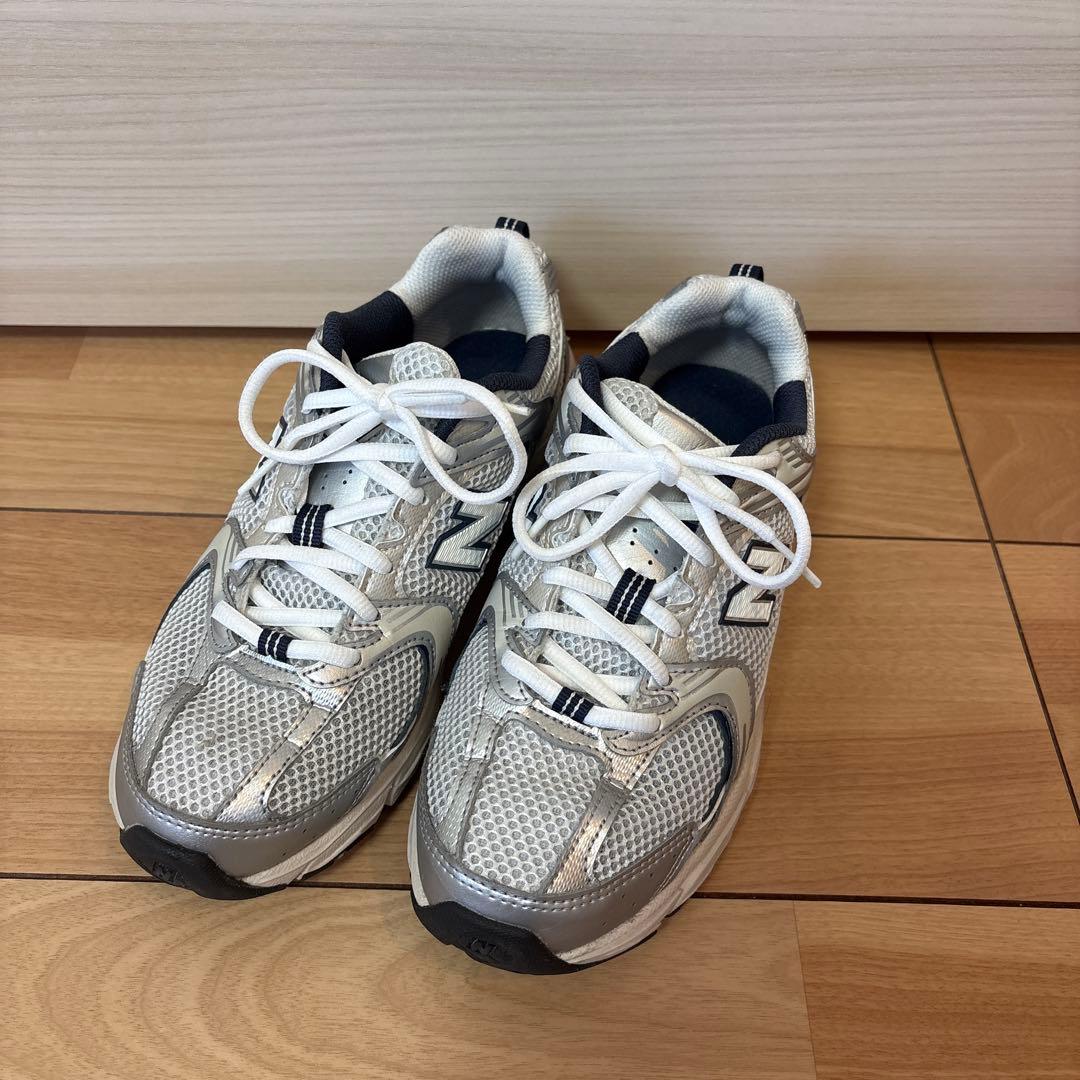 ニューバランスMR530KA 23.5cm