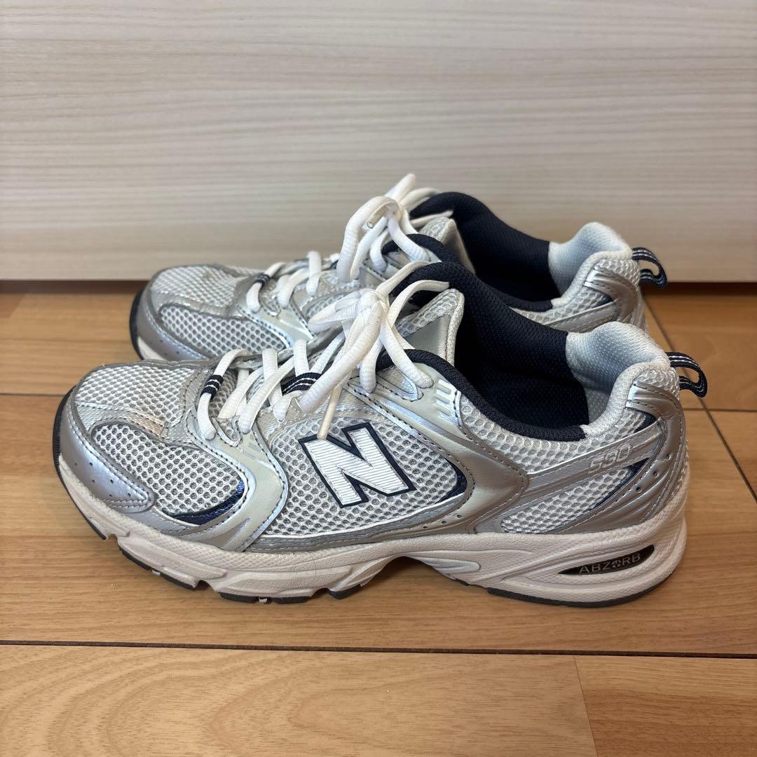 ニューバランスMR530KA 23.5cm