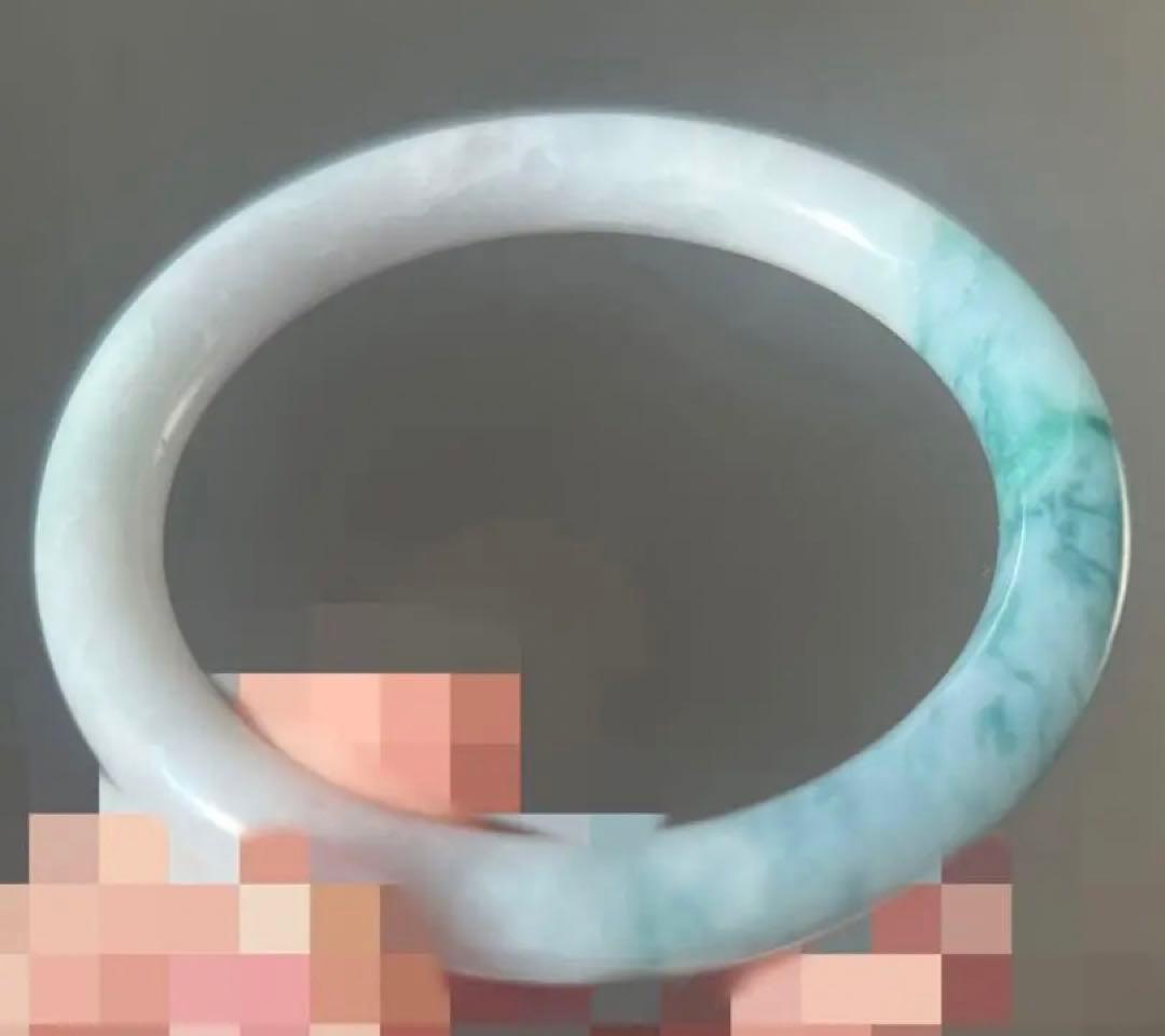 翡翠バングルA貨　無処理　ミャンマー産天然翡翠バングル　本翡翠バングル　ヒスイ