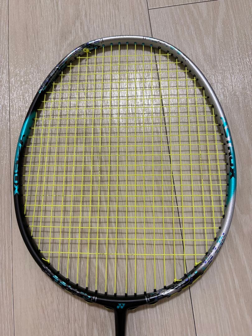 YONEX ASTROX 88D Pro 3U6 バドミントンラケット 美品