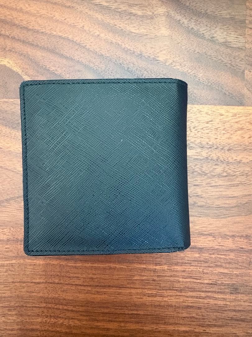 RRE　PRADA サフィアーノレザー二つ折り財布　黒