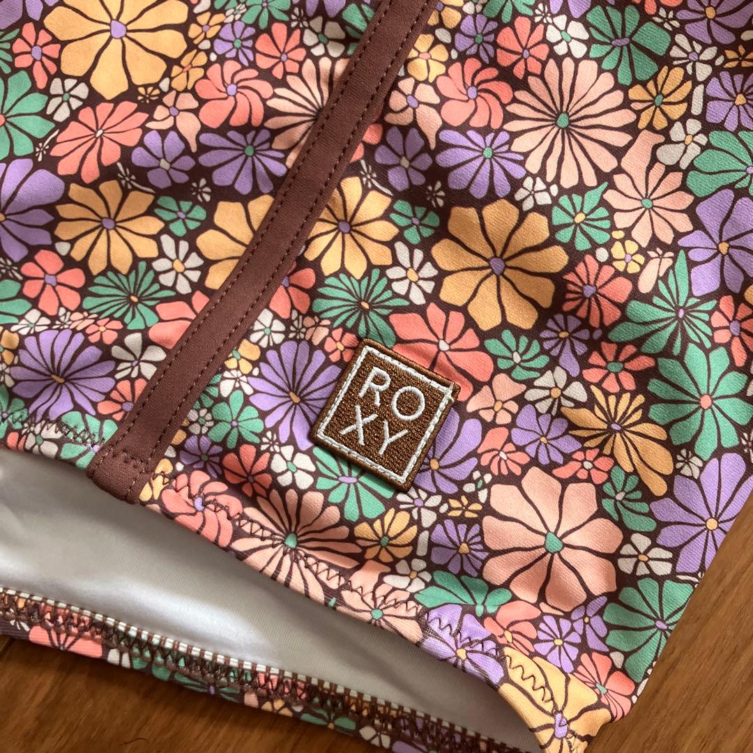 梨花様　新品　タグ付き　ロキシー　水着　ラッシュガード