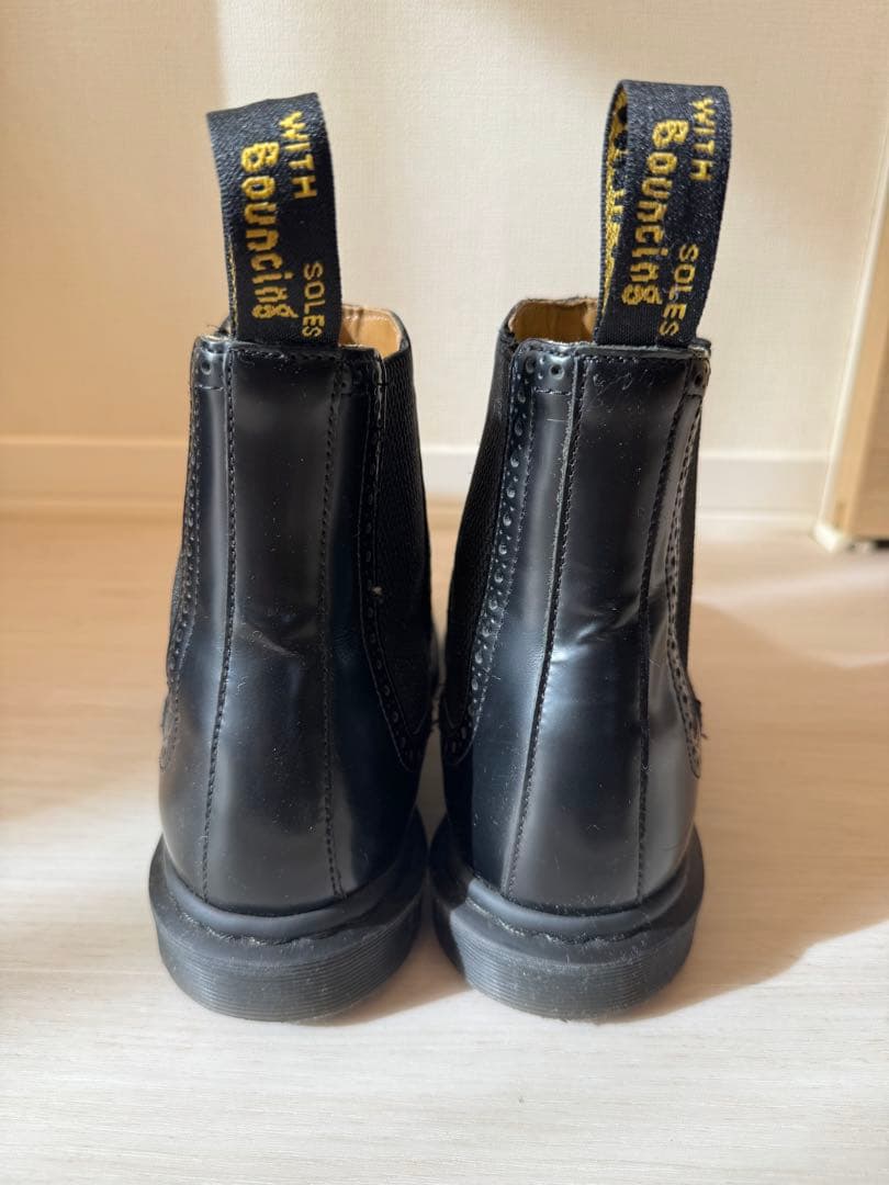 【美品】ドクターマーチン　サイドゴアブーツ ウイングチップ　レザー　26センチ