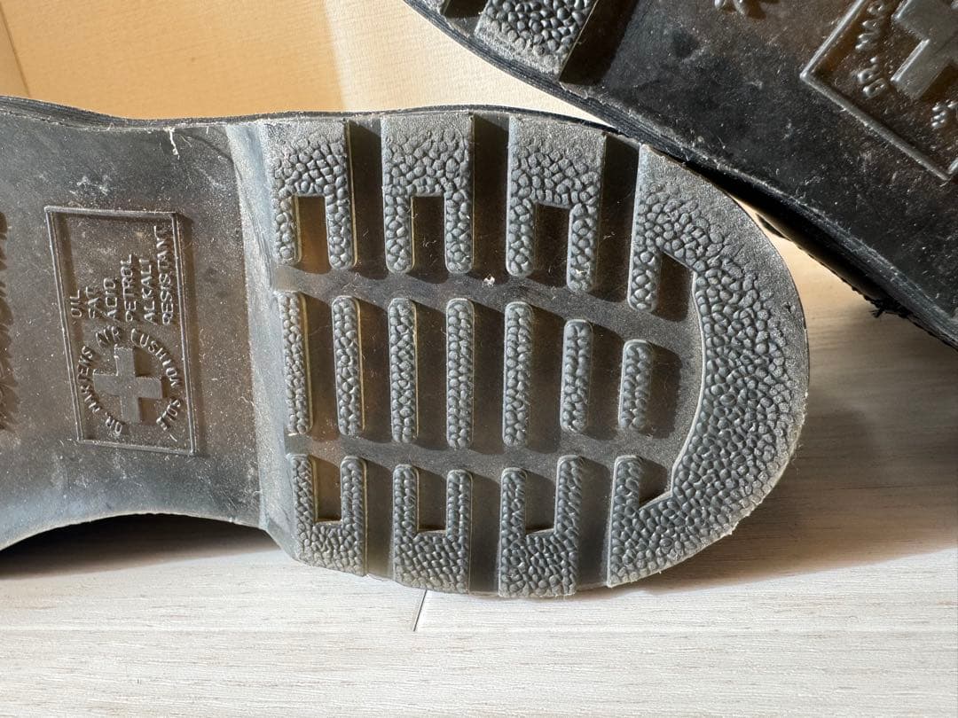 【美品】ドクターマーチン　サイドゴアブーツ ウイングチップ　レザー　26センチ