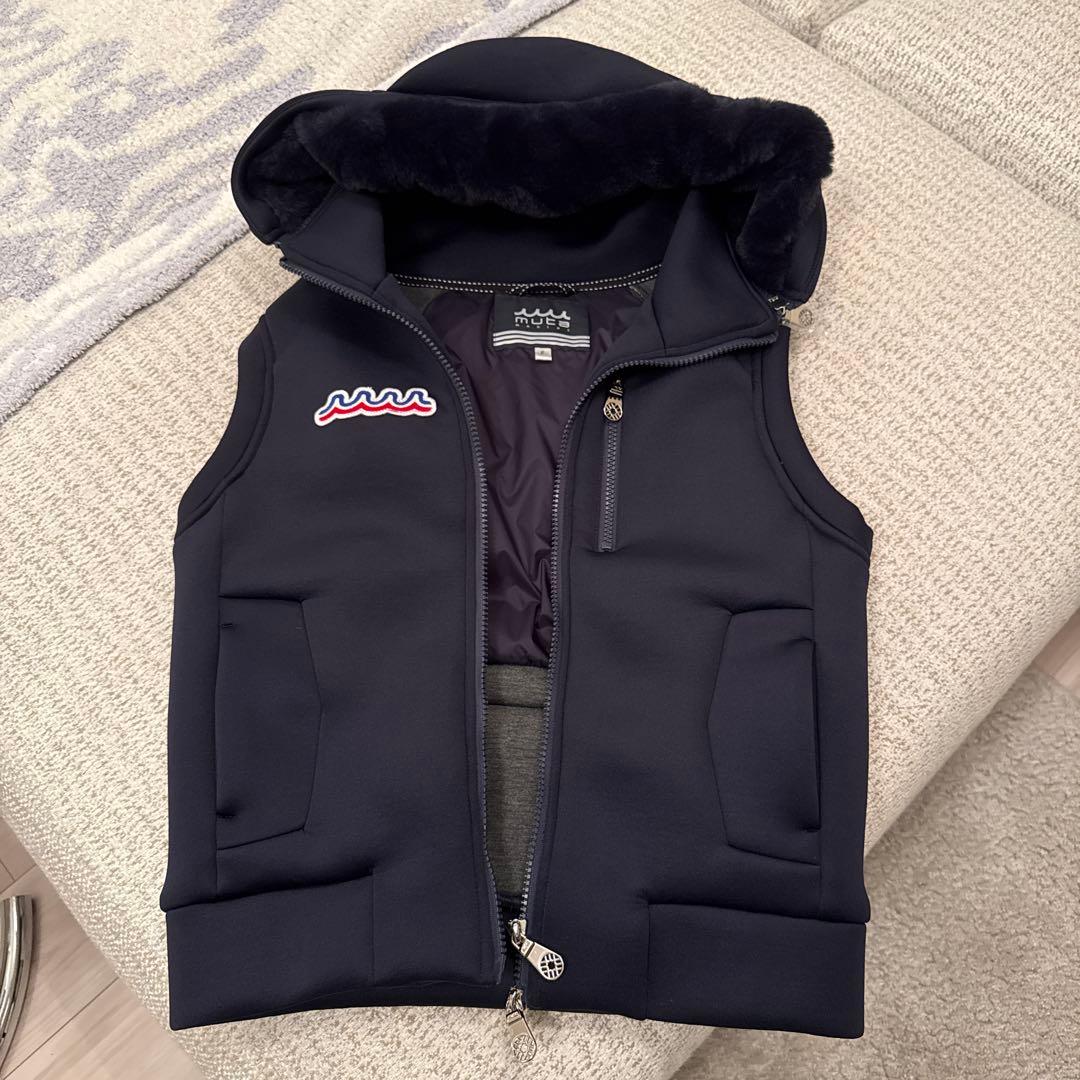 【新品　未使用品】muta MARINEフード付きベスト ネイビー F