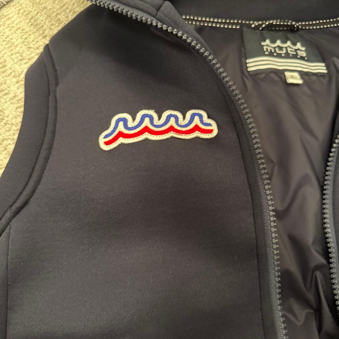 【新品　未使用品】muta MARINEフード付きベスト ネイビー F