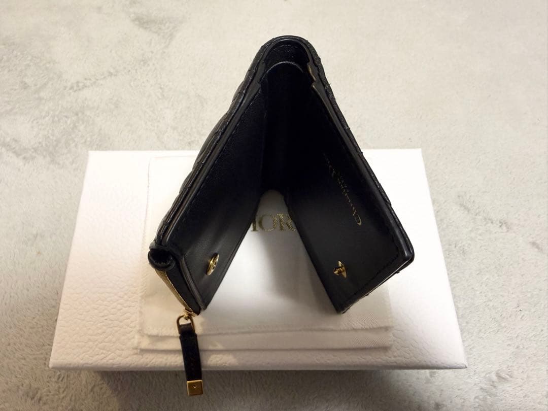 【極美品】ディオール Caro Dahlia 二つ折り財布 ブラック