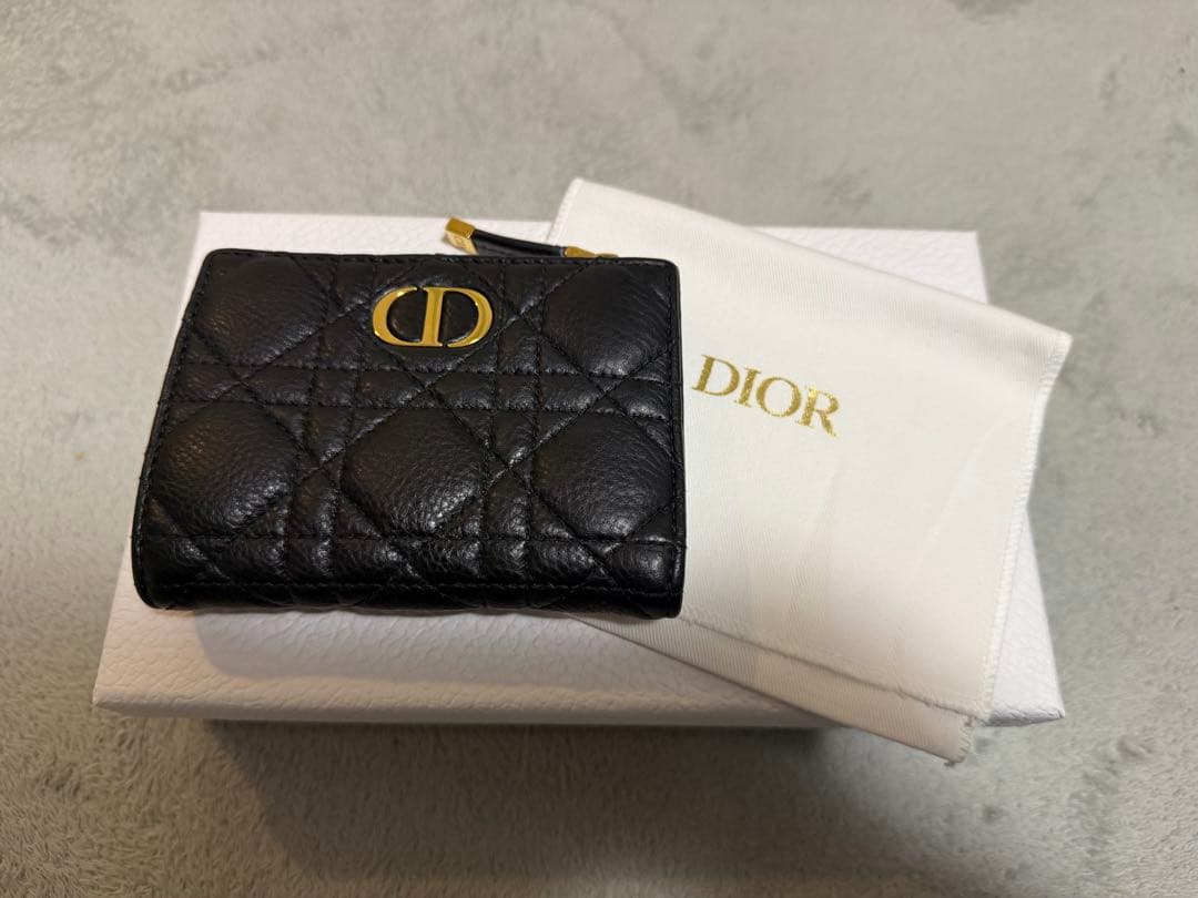 【極美品】ディオール Caro Dahlia 二つ折り財布 ブラック