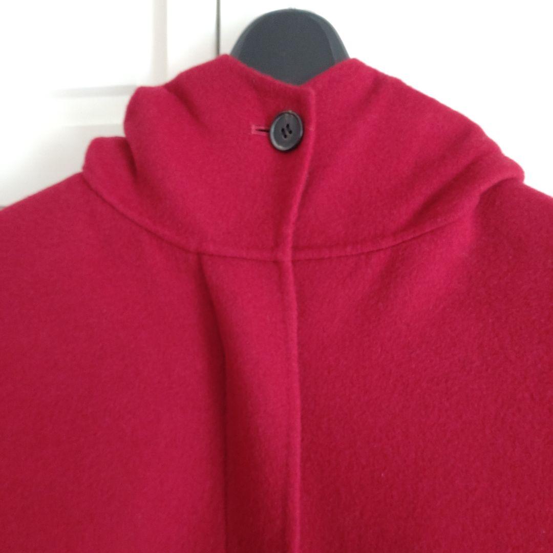 レキップ、ヨシエイナバの 大人レッドのハーフコート