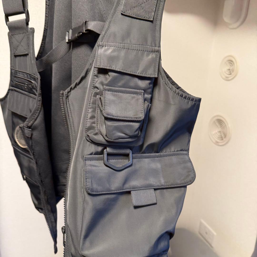 ARULE ブラック フィッシングベスト