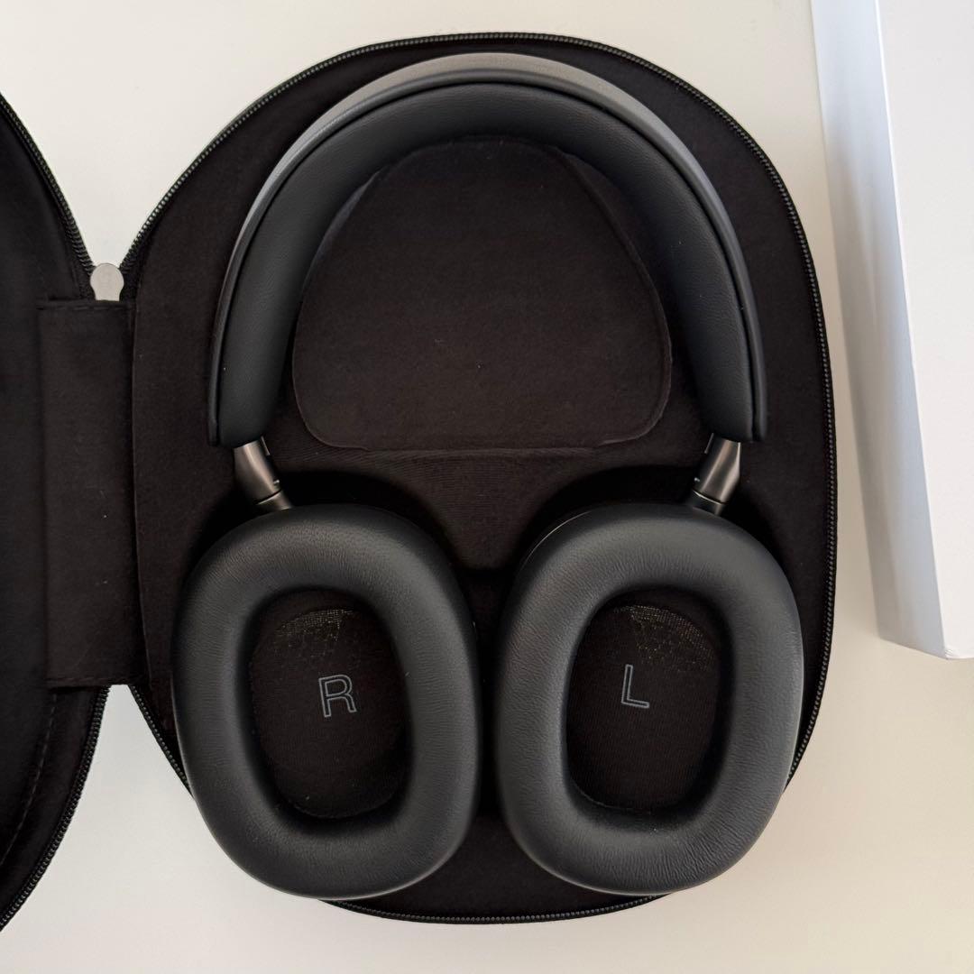 ヘッドホン Bowers & Wilkins Px8