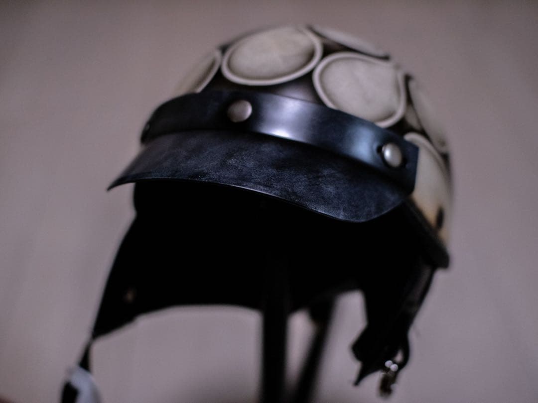 L 新品未使用　ポリヘル　ポリス　ヘルメット アイボリーエイジング黒フレア