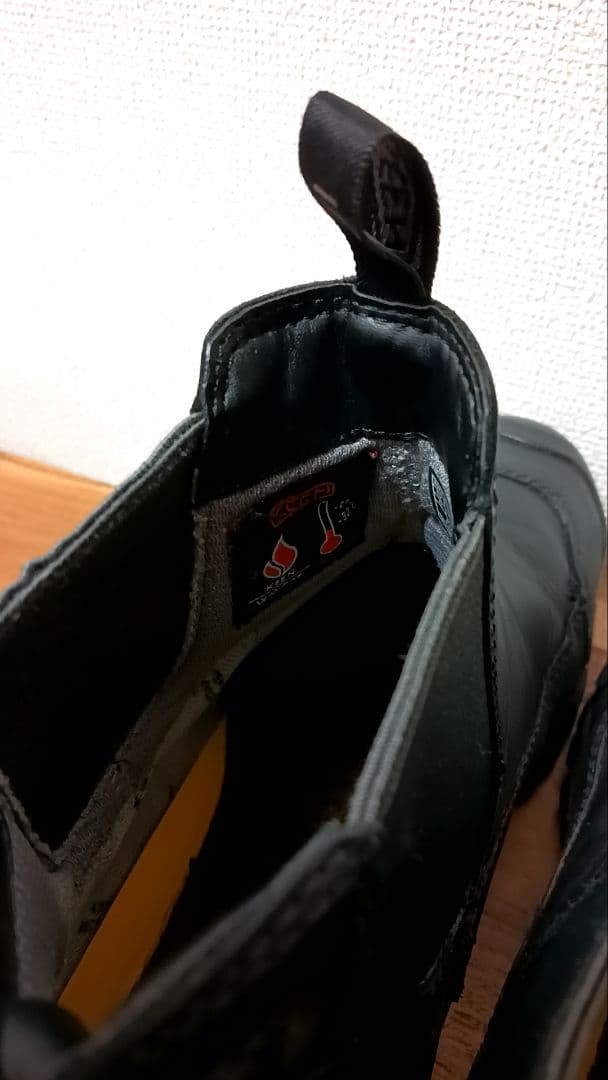 KEEN 防水 保温 サイドゴア ブーツ ブラック アウトドア スノー