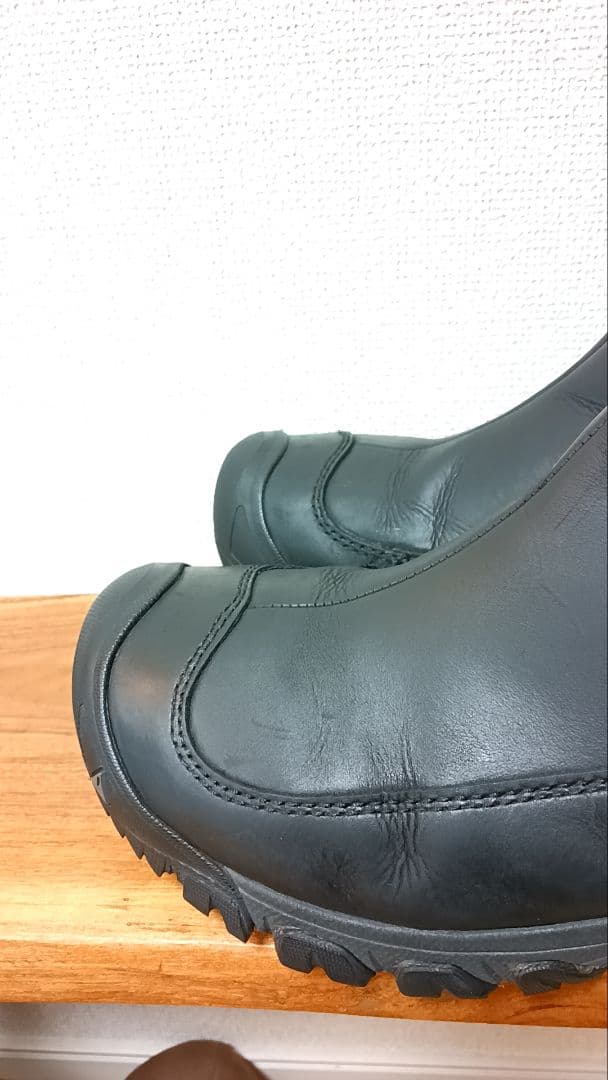KEEN 防水 保温 サイドゴア ブーツ ブラック アウトドア スノー