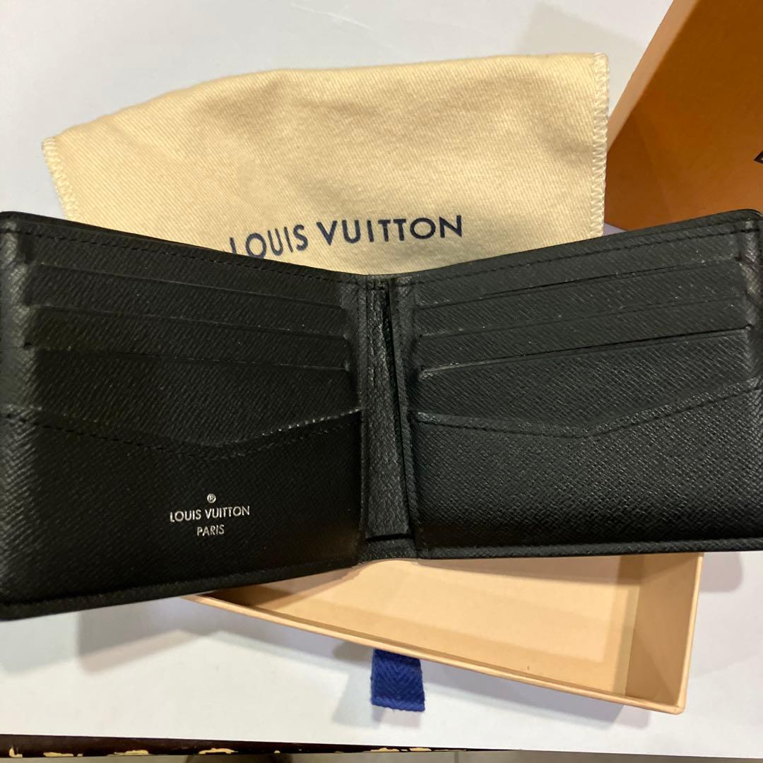 ダミエ　二つ折り財布