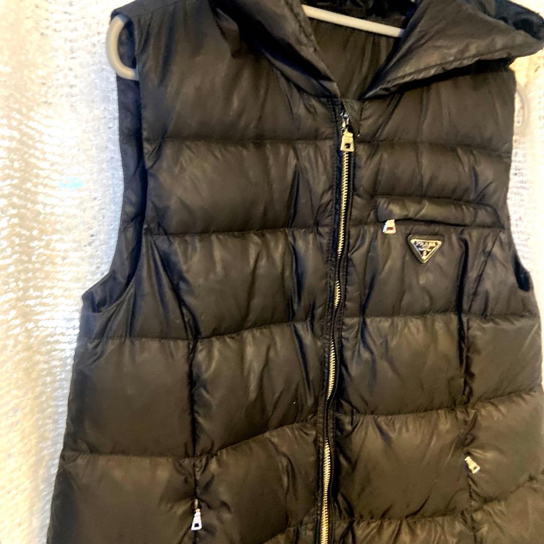 【良品】PRADA ロゴ プレート ダウン ベスト アウター ロング ナイロン