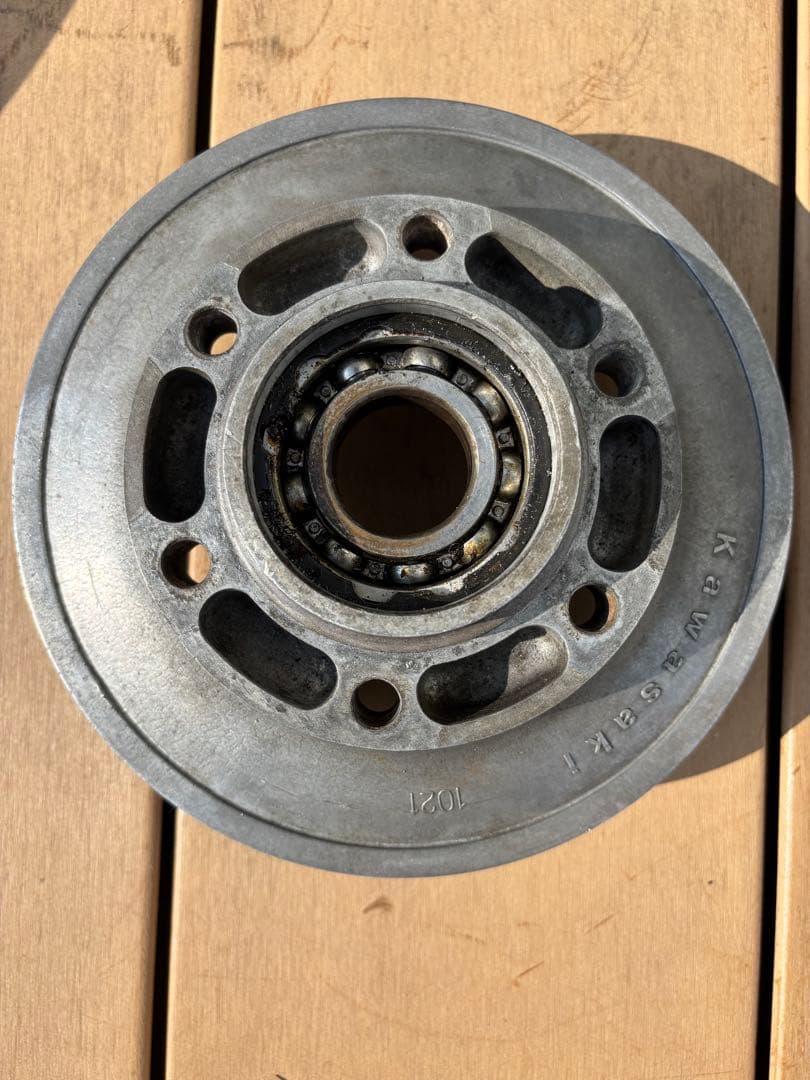 Z400FX E4 ホイール　ハブ付き