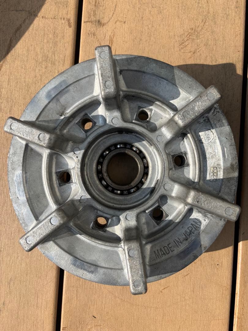 Z400FX E4 ホイール　ハブ付き