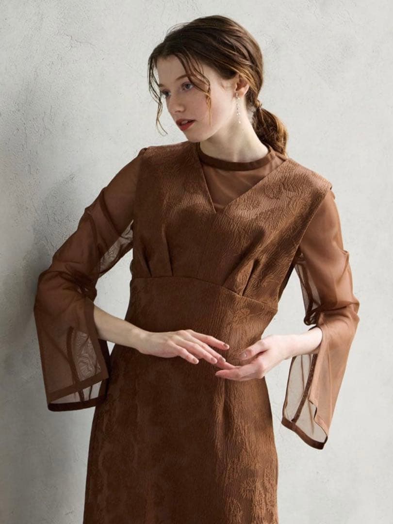 AIMER チュールブラウス付Vネックジャカードタイトパーティードレス Mサイズ