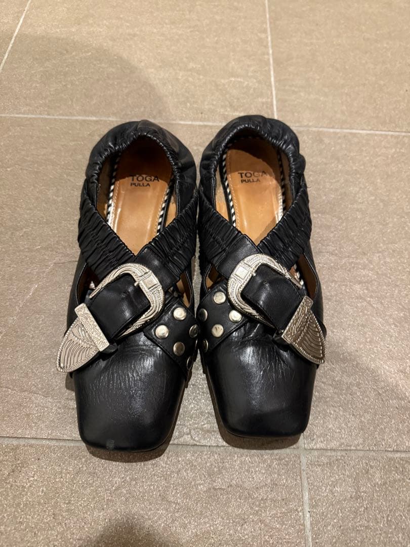 TOGA フラットシューズ