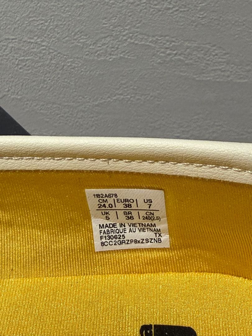 靴 Onitsuka Tiger MEXICO 66 TGRS 24cm